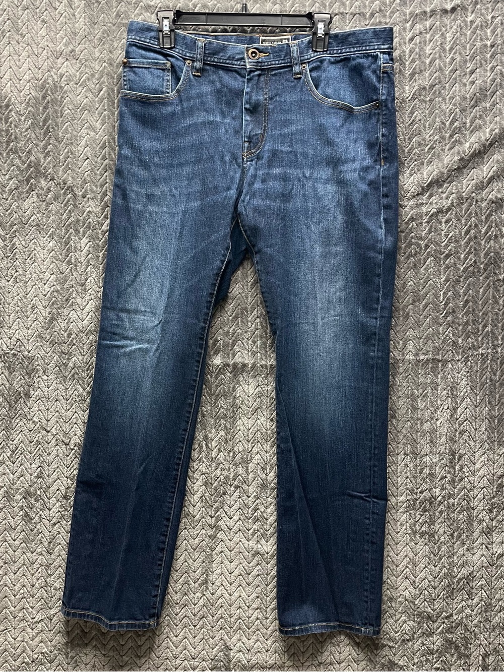TravisMathew Men's Denim Jeans Size 36X32 Blue Stretch Straight Leg